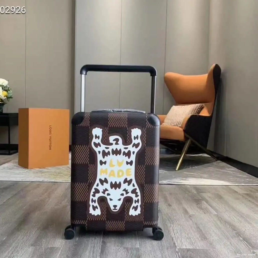 HORIZON CUSTOM NIGO CABIN BEAR SUITCASE POLAR 55 37L 0703